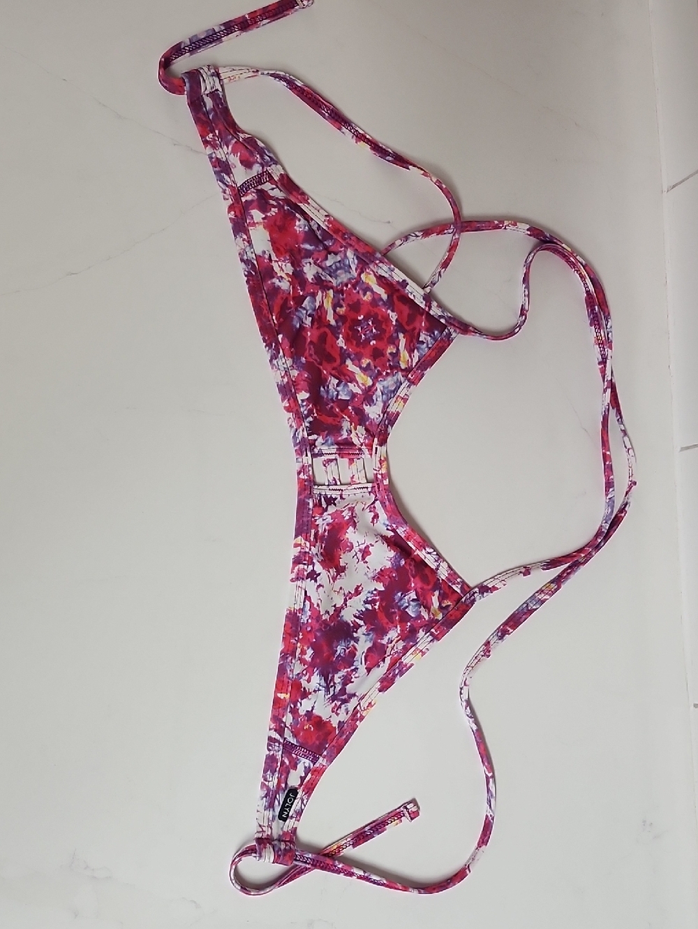 Jolyn Size M "Tomcat" Swim Top